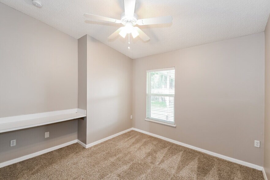 Building Photo - 12348 Hickory Forest Rd