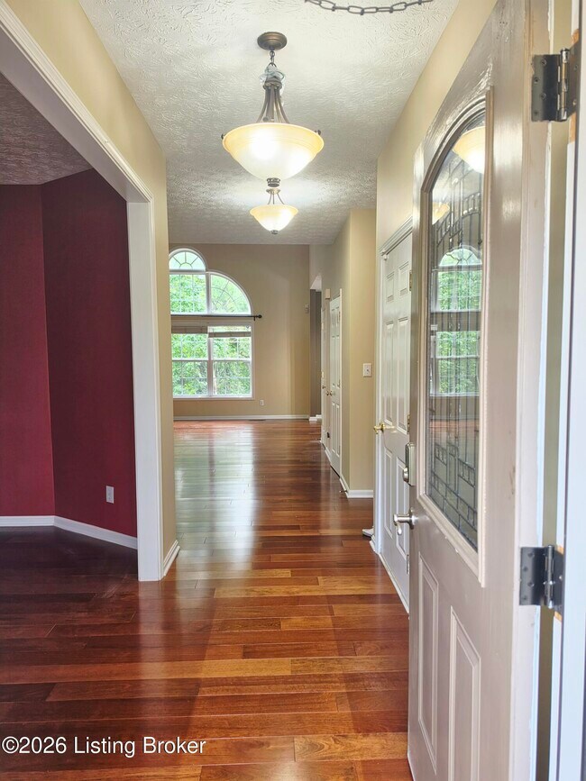 Building Photo - 11036 Symington Cir