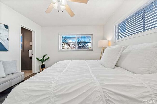 Building Photo - 5402 Anthony Ave