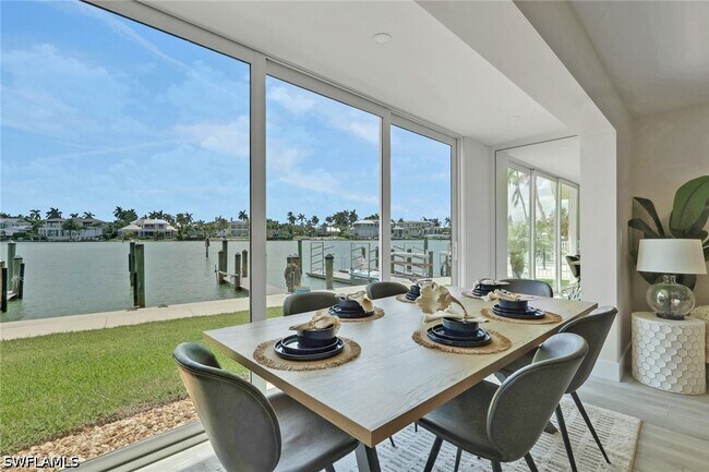 Building Photo - 2500 Gulf Shore Blvd N
