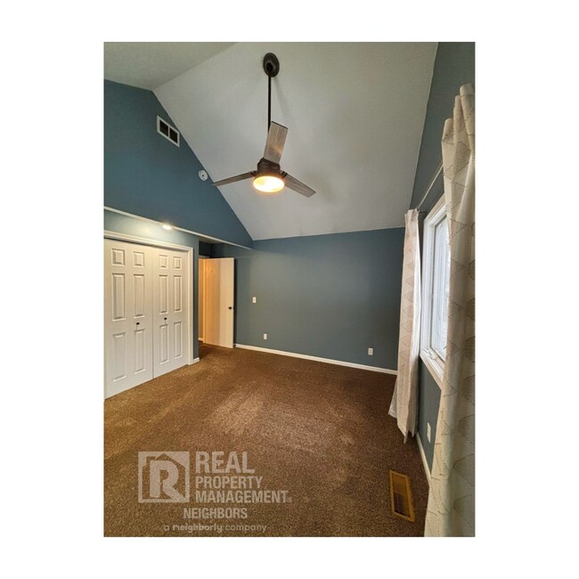 Building Photo - Beautiful 3 Bedroom, 2 Bathroom Home in Clarksville, MI