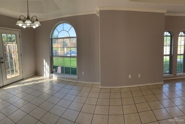 Building Photo - 3708 W Sarah Evans St