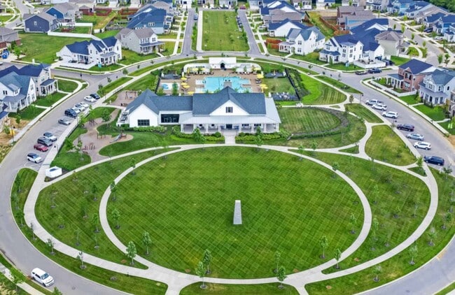 Building Photo - Durham Farms of Hendersonville!