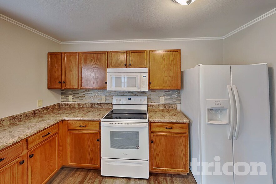 Building Photo - 2609 Woodfield Blvd