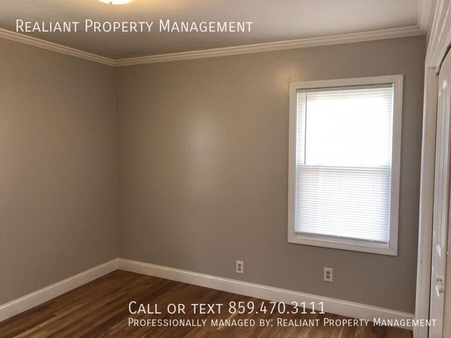 Building Photo - 149 St. Ann-