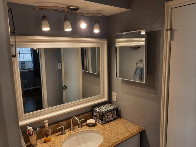 Building Photo - 22730 Elm Bark St