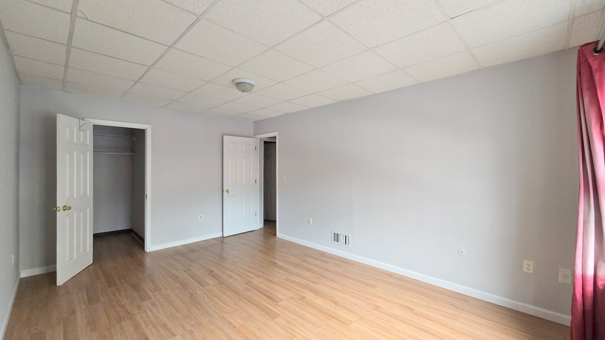 Bedroom2 - 61 Broadway