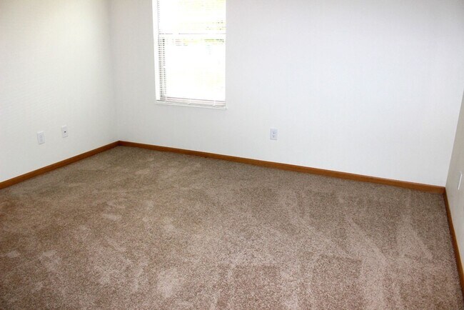 Building Photo - Messler Family Investments LLC DBA Laurel ...
