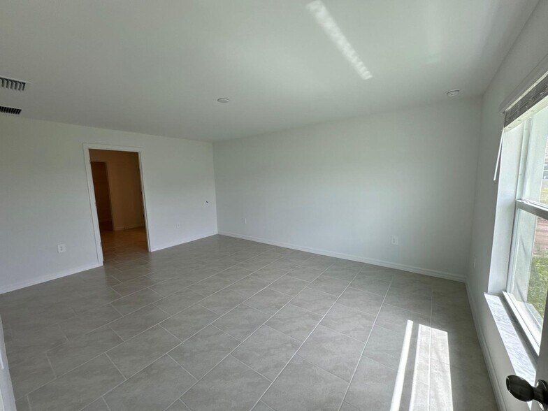 Building Photo - 12312 Amber Waves Rd