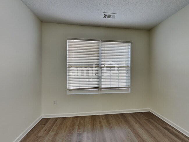 Building Photo - 3280 Denali Ct