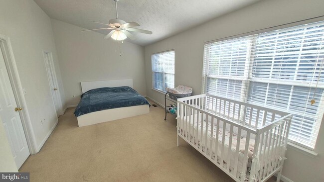 Building Photo - 206 Park Brook Ct