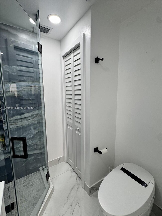 Building Photo - 10394 Fairway Heights Blvd