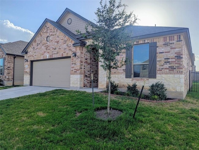 Building Photo - 8100 Philbrook Dr