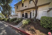 Building Photo - 77 Willowcrest Ln