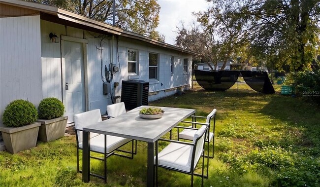 Building Photo - 76 Judith Ln