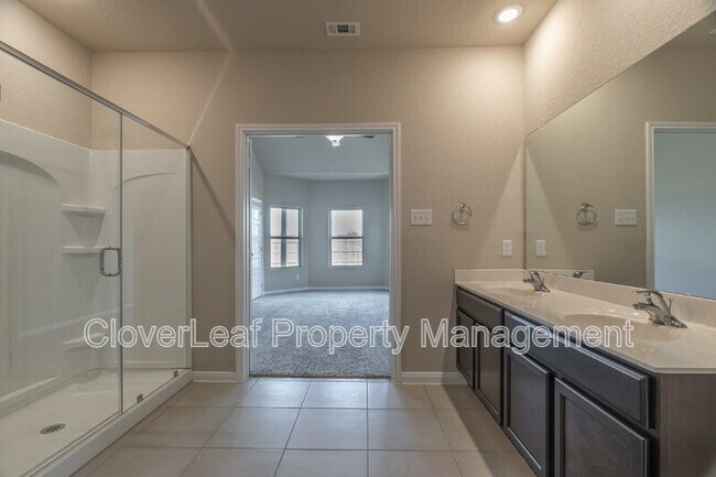 Building Photo - 5023 Topaz Bnd