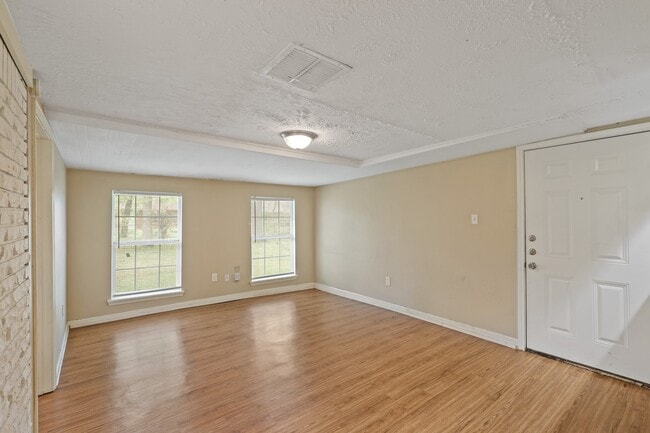 Building Photo - 9315 Laura Koppe Rd