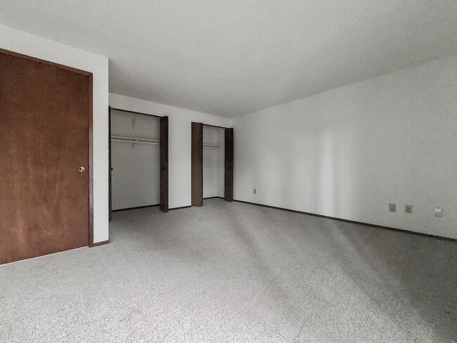 Building Photo - 14327 123rd Ave NE