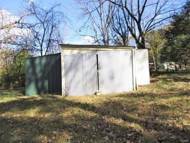 Building Photo - POTOSI - 2 Bedroom Home On 1.1 Acres Close to Town - $599 MONTH / $999 DOWN