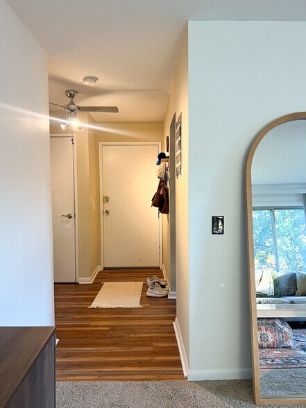 Building Photo - 3236 Garfield Ave