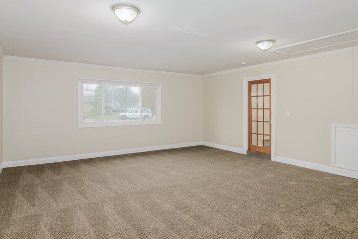 Building Photo - 3504 Greenwood Dr