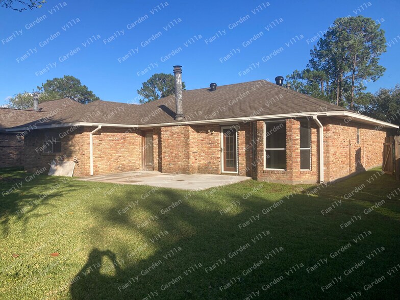 Building Photo - 2119 Highway 3185