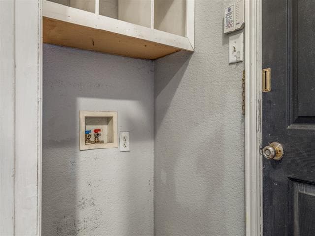 Building Photo - 2709 Mountain Lion Dr
