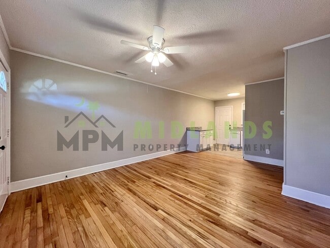 Building Photo - 7116 Patterson Rd