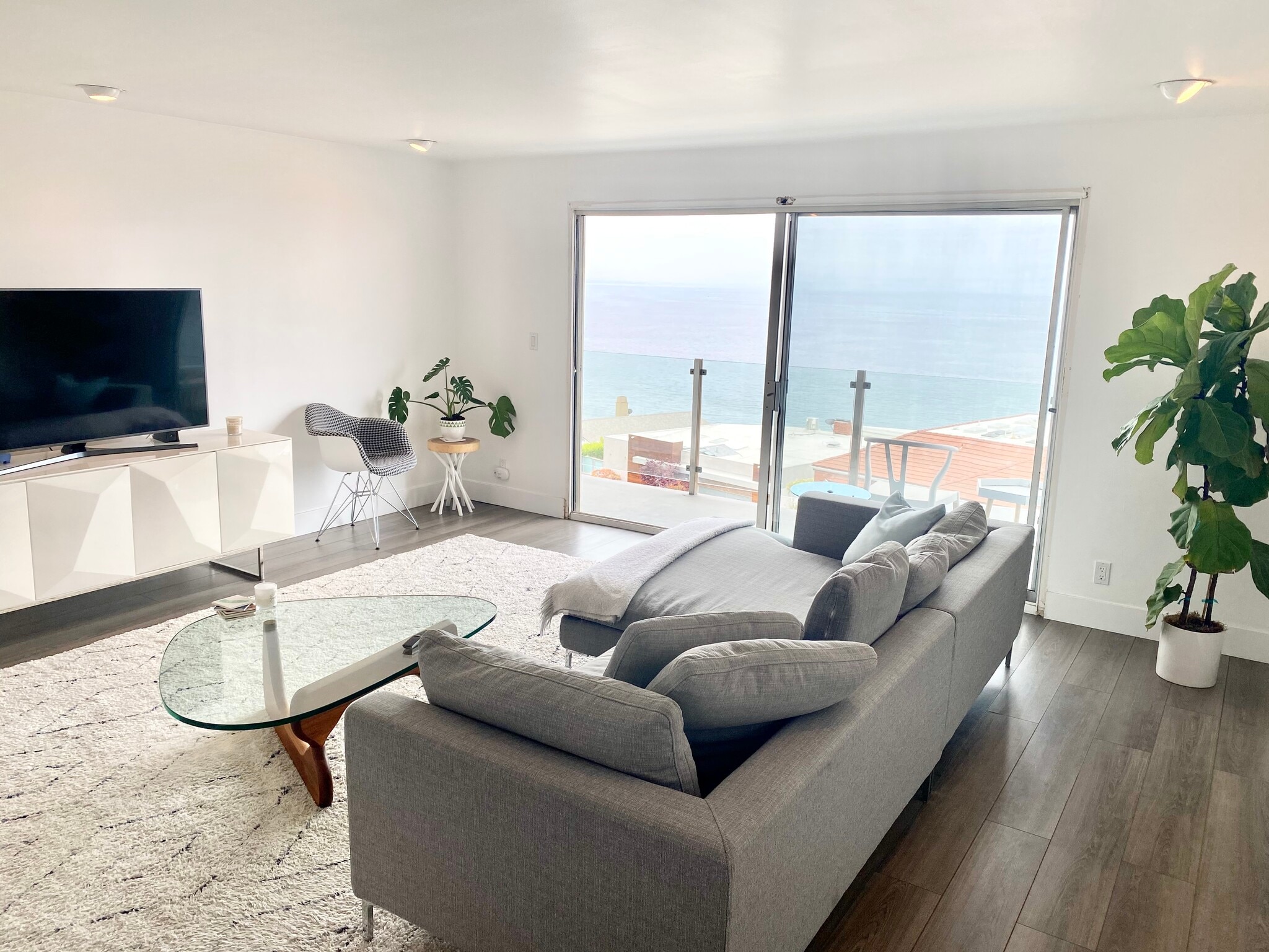 Living Room - 18203 Coastline Dr