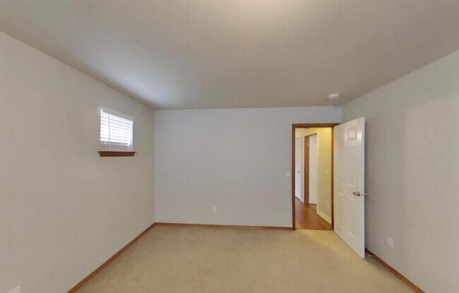 Building Photo - Beautiful Home Ready For Rent!