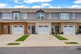 Building Photo - 345 Fallow Cir