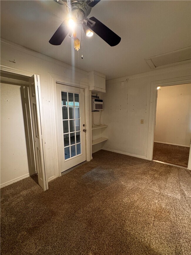 Building Photo - 659 Frances Dr