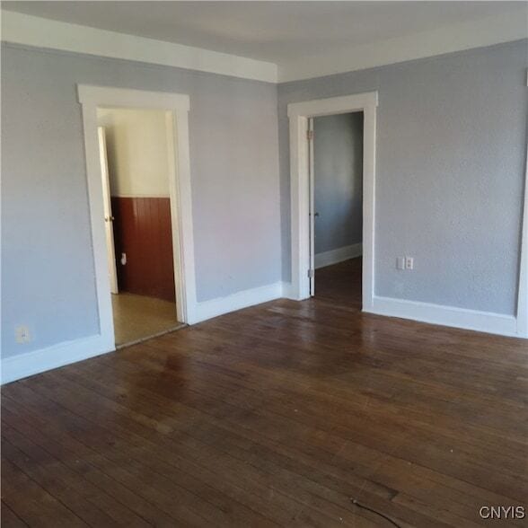 Building Photo - 540 Teall Ave