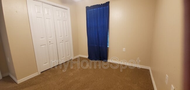 Building Photo - 2520 Trailwood Dr