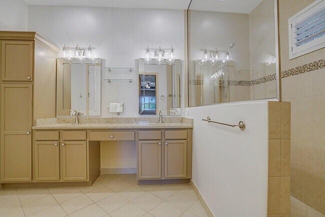 Building Photo - 2863 Bellarosa Circle