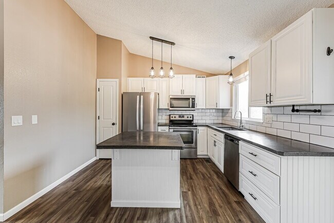 Building Photo - 16296 Beauty Bush Pl