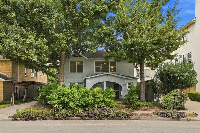 Building Photo - 1518 Ridgewood St