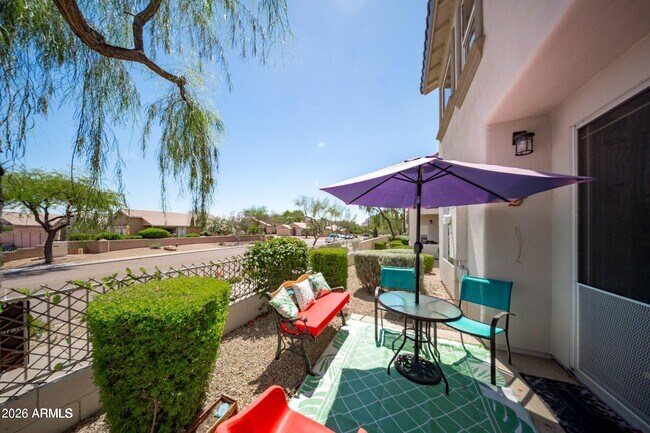 Building Photo - 9750 N Monterey Dr