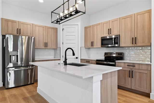 Building Photo - 8901 Lowell St