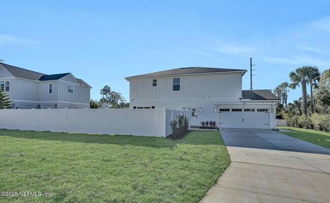 Building Photo - 1328 6th Ave N