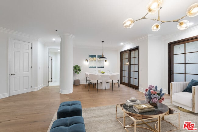 Building Photo - 850 Croft Ave