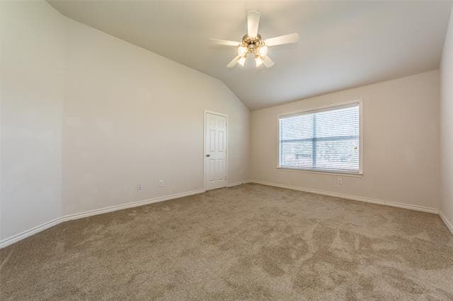 Building Photo - 5425 Smt Vw Dr