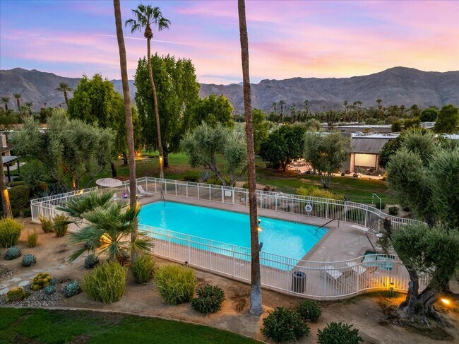 Building Photo - 59 Cornell Dr