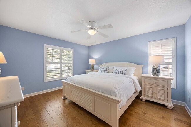 Building Photo - 7050 Barrington Cir
