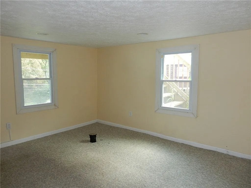 Building Photo - 2408 Eiler Ave