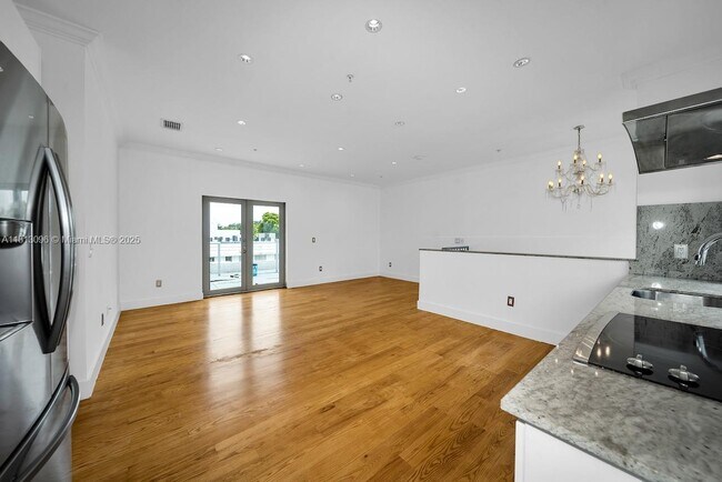 Building Photo - 1600 Euclid Ave