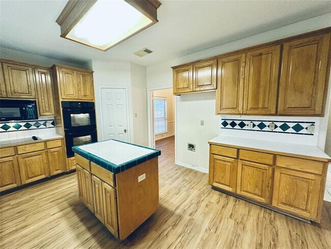 Building Photo - 7508 Orrick Dr