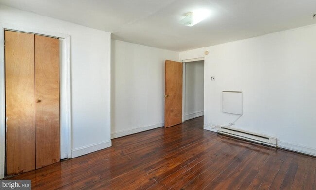 Building Photo - 2127 Morris St