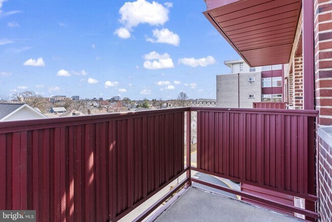 Building Photo - 1830 Columbia Pike