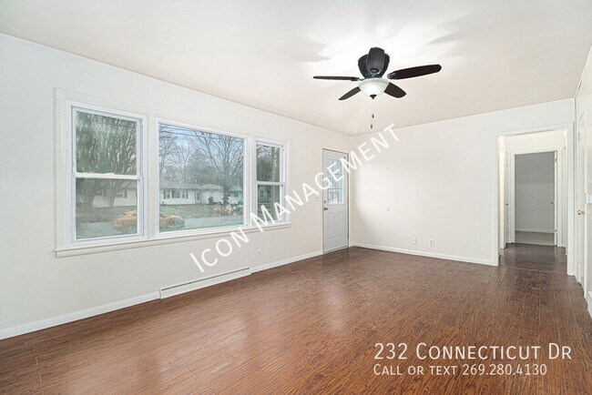 Building Photo - 232 Connecticut Dr